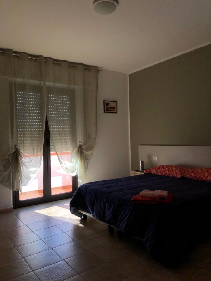 B&B Paolo E Daniela Карбония Екстериор снимка