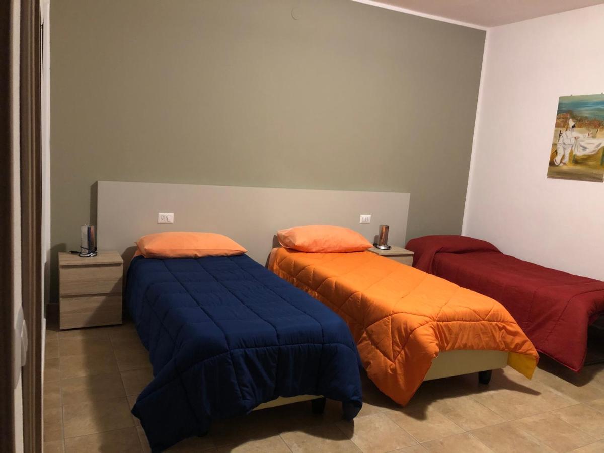 B&B Paolo E Daniela Карбония Екстериор снимка