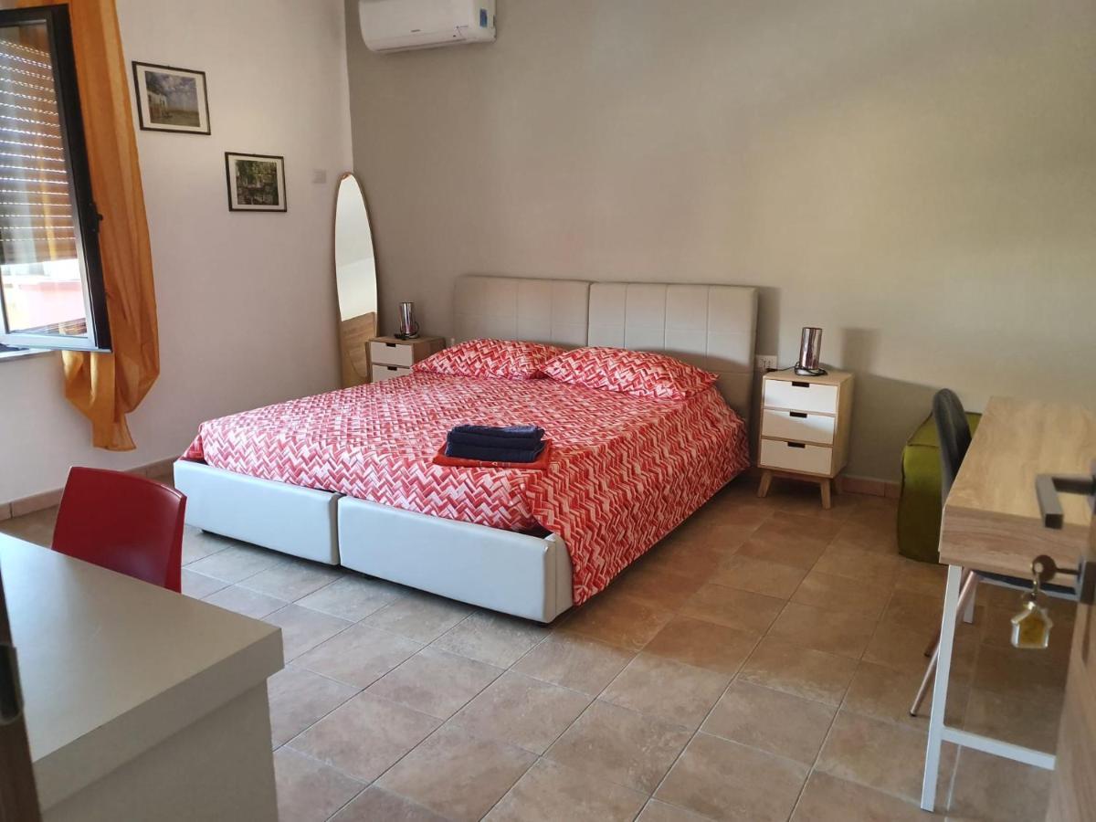 B&B Paolo E Daniela Карбония Екстериор снимка