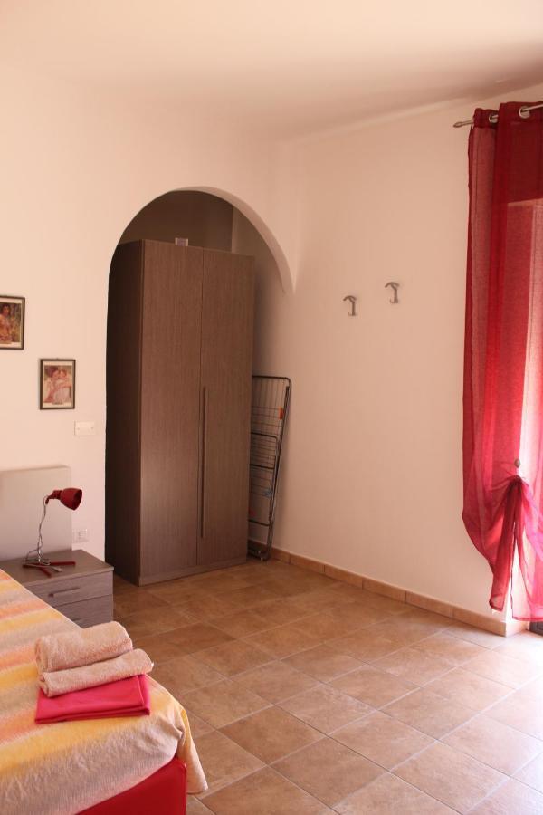 B&B Paolo E Daniela Карбония Екстериор снимка