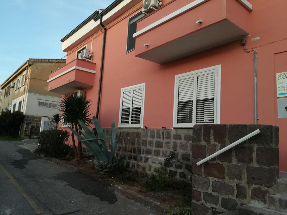 B&B Paolo E Daniela Карбония Екстериор снимка
